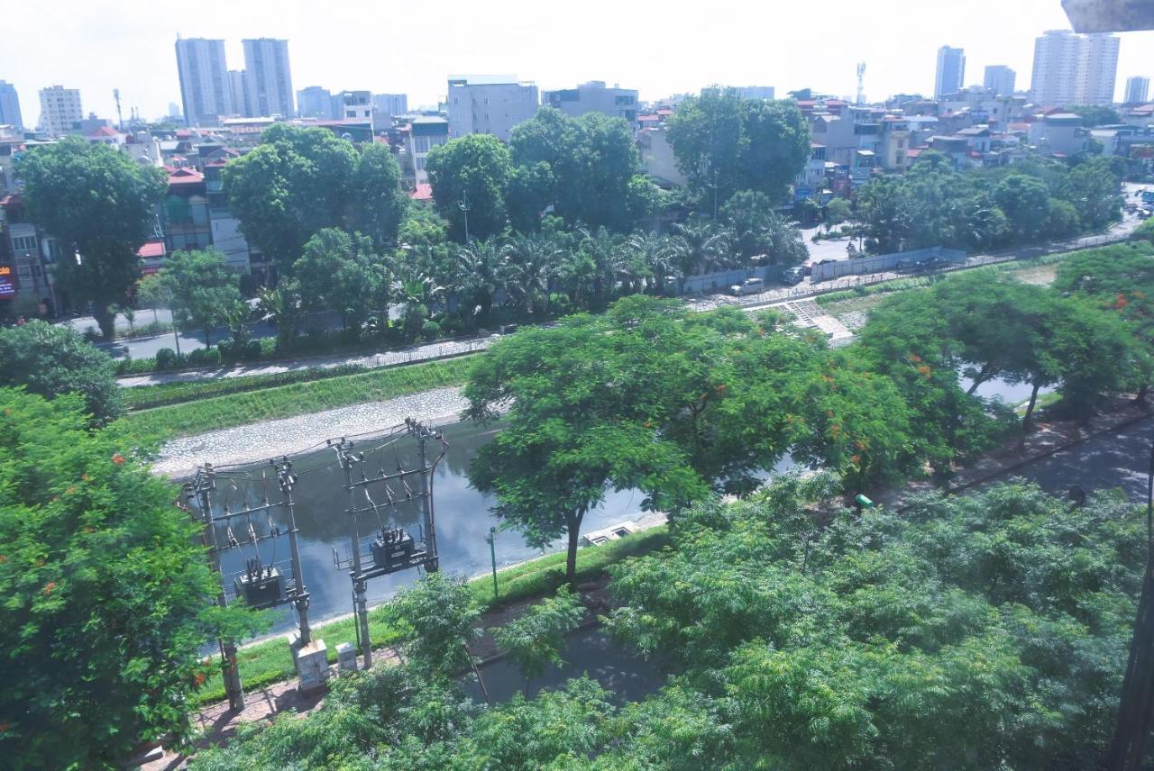 Sao Hotel Nguyen Ngoc Vu — Photos 2